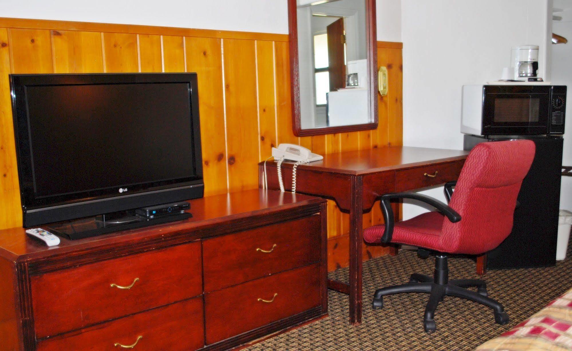 Oregon Motel 8&RV Park Klamath Falls Buitenkant foto