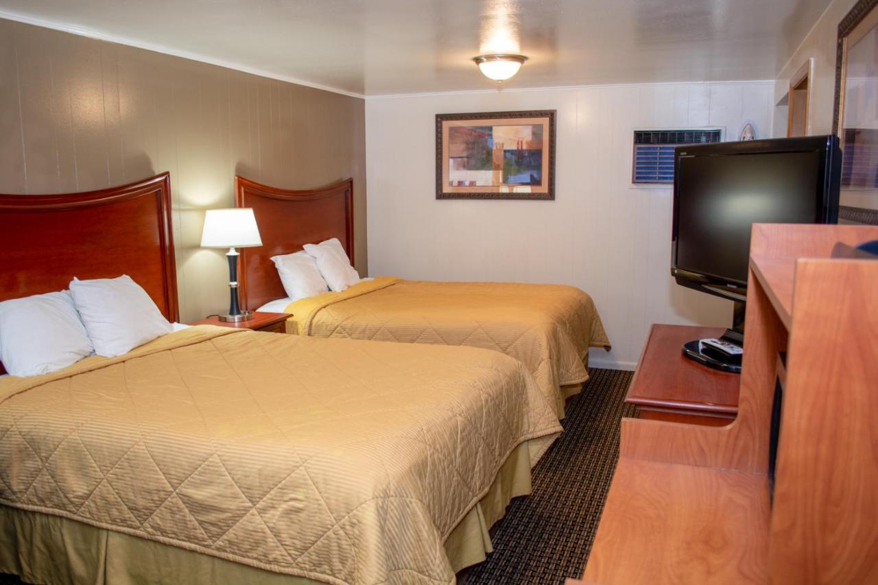 Oregon Motel 8&RV Park Klamath Falls Buitenkant foto